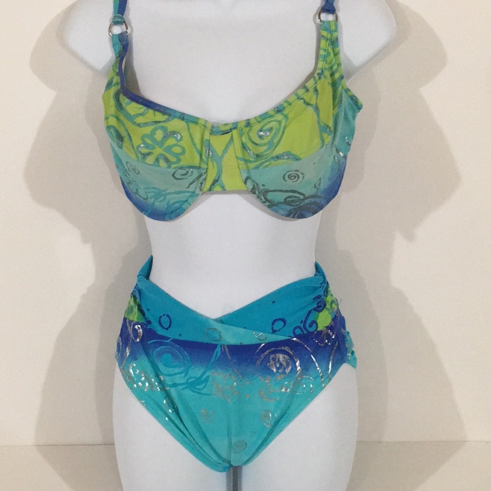Tara Grinna bathing suit - Picture 3 of 9
